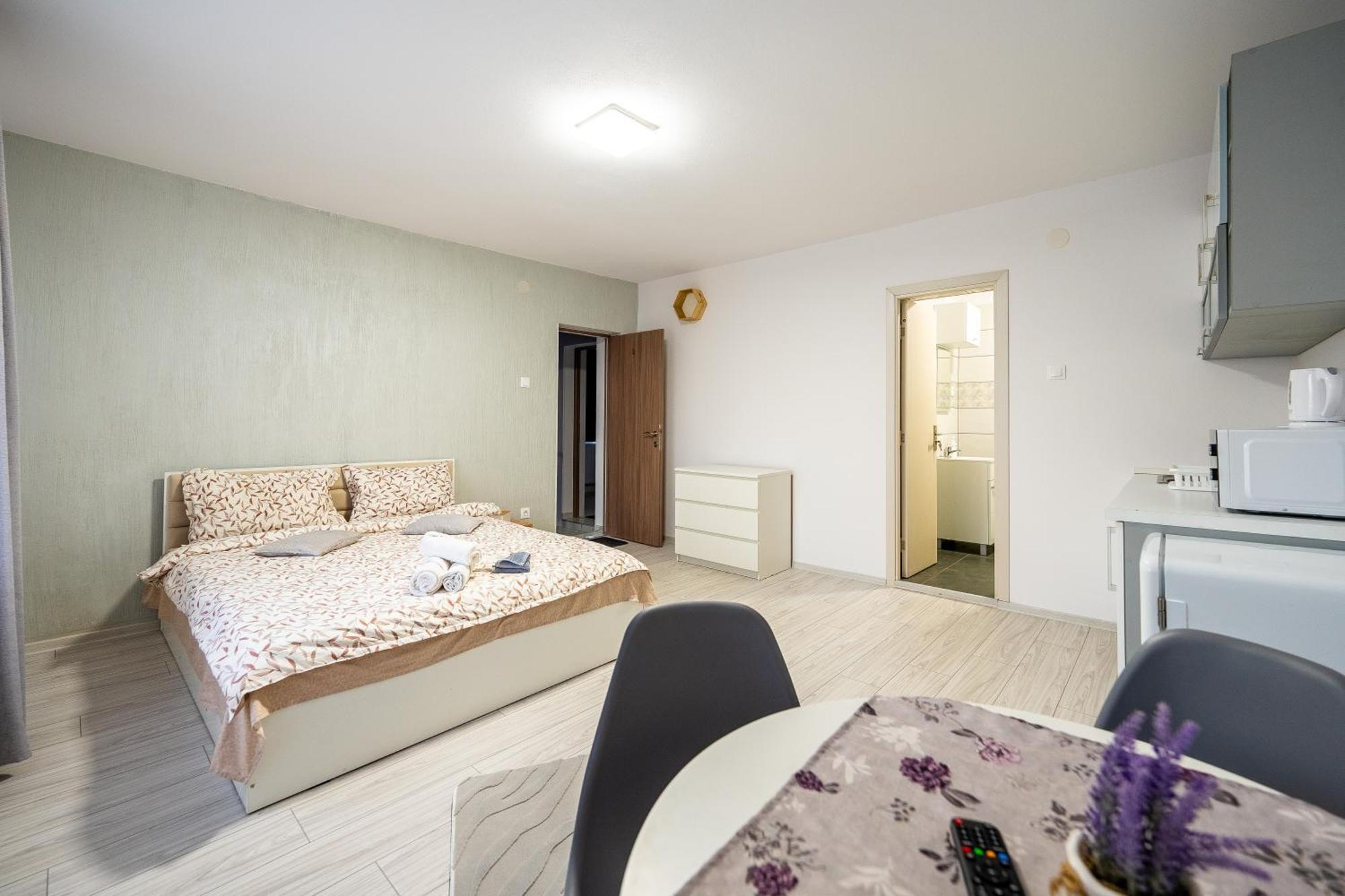Yvett House Hotel Sfantu Gheorghe  Exterior photo